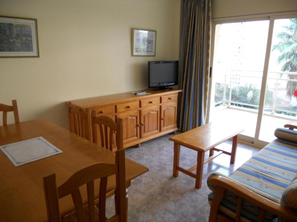 Apartamentos Palas Салоу Экстерьер фото