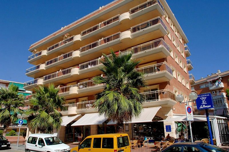 Apartamentos Palas Салоу Экстерьер фото